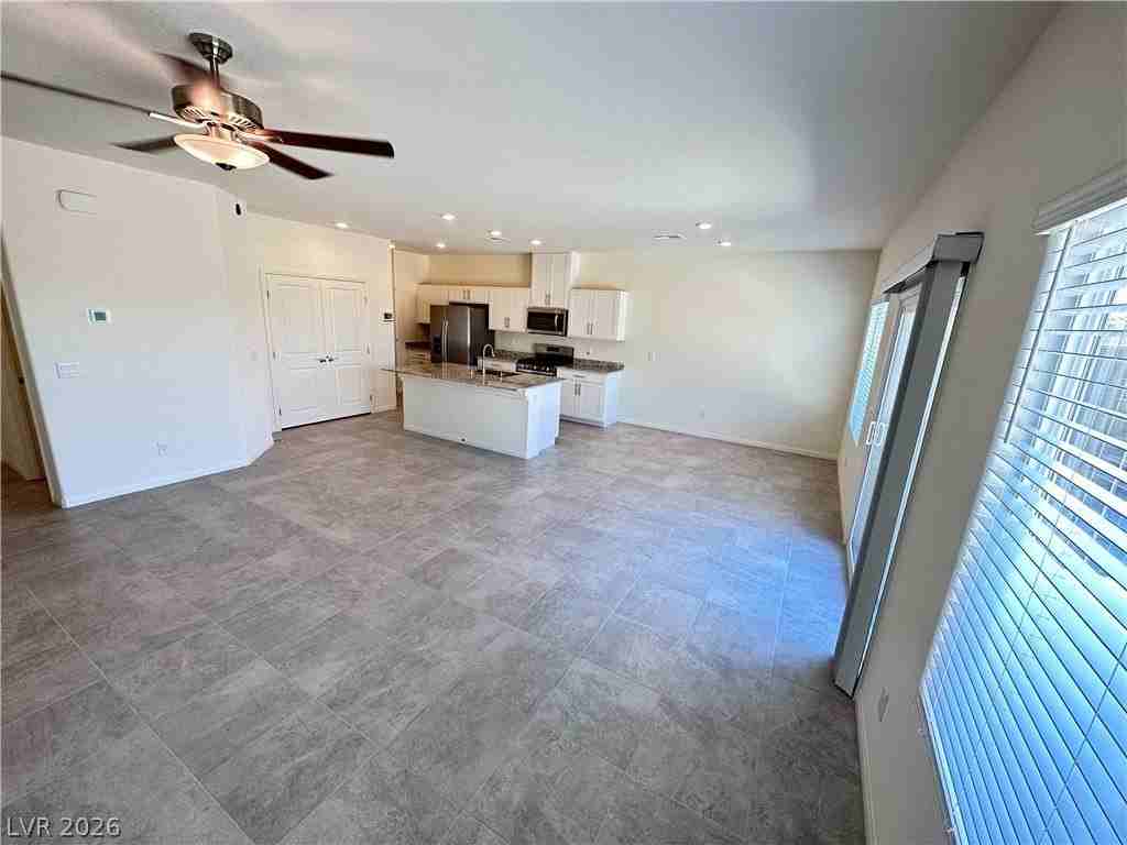7731 Moore Creek Ln - Photo 5 of 28
