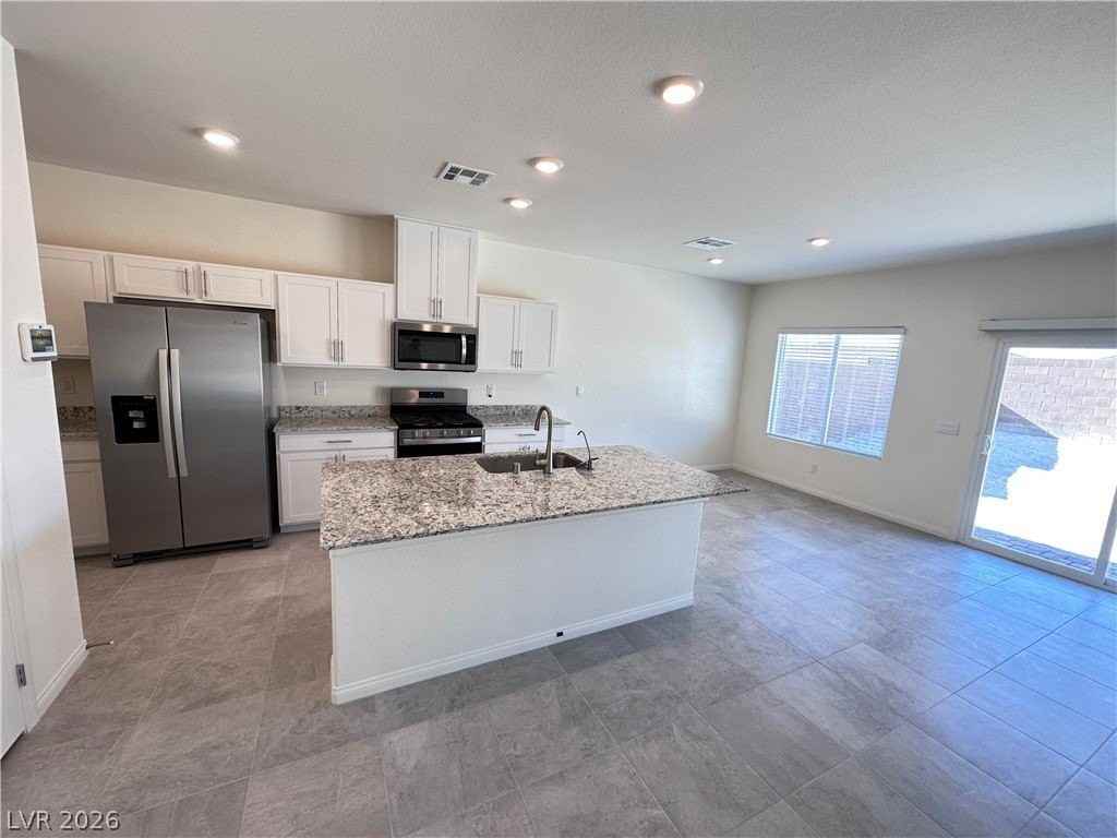 7731 Moore Creek Ln - Photo 7 of 28
