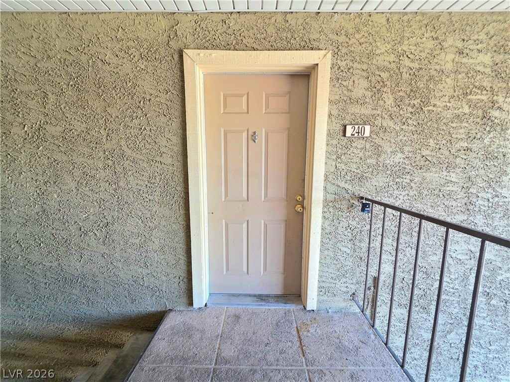 5134 River Glen Dr #240 - Photo 5 of 28