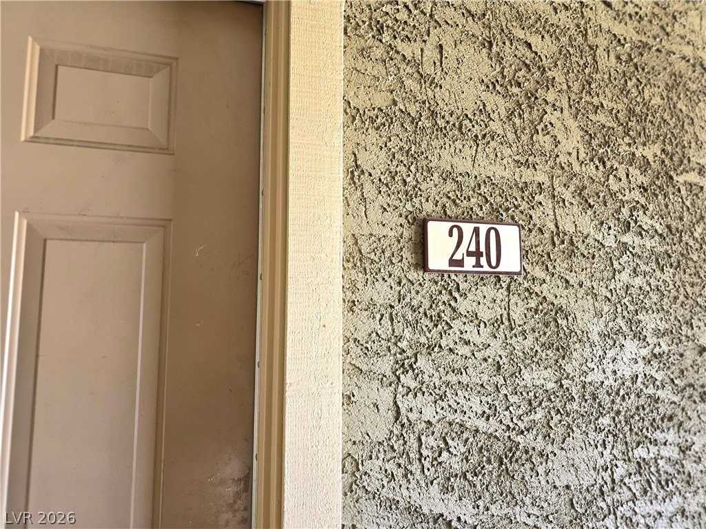 5134 River Glen Dr #240 - Photo 6 of 28