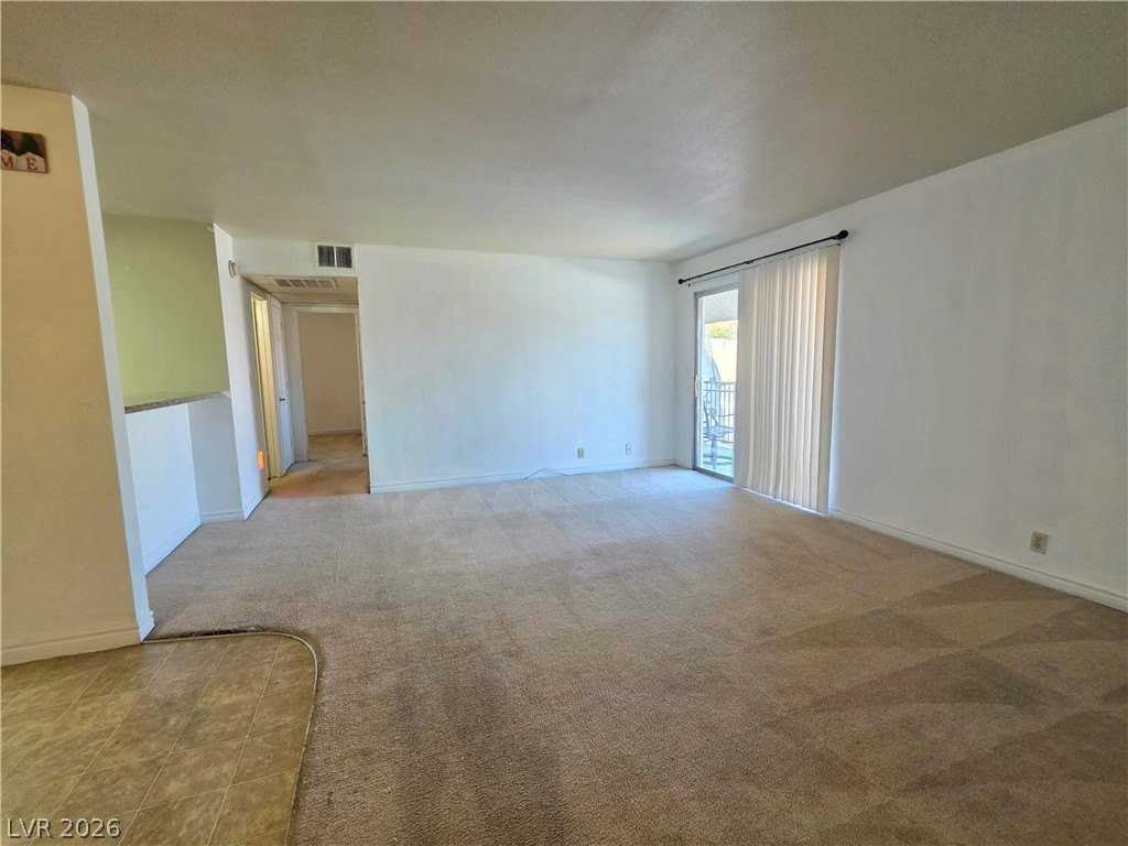 5134 River Glen Dr #240 - Photo 7 of 28