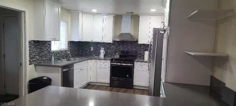 2200 S 6th St - Photo 6 of 10