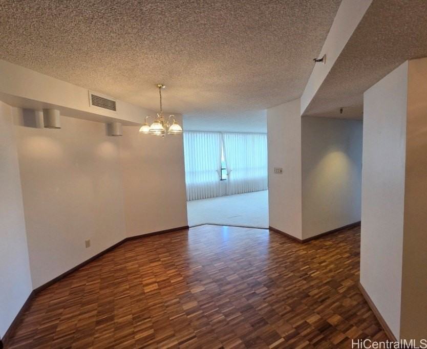 1525 Wilder Ave #701 - Photo 2 of 3