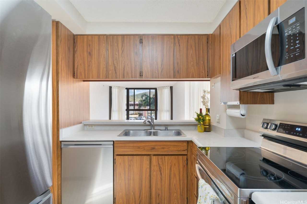 5070 Likini St #307 - Photo 3 of 19