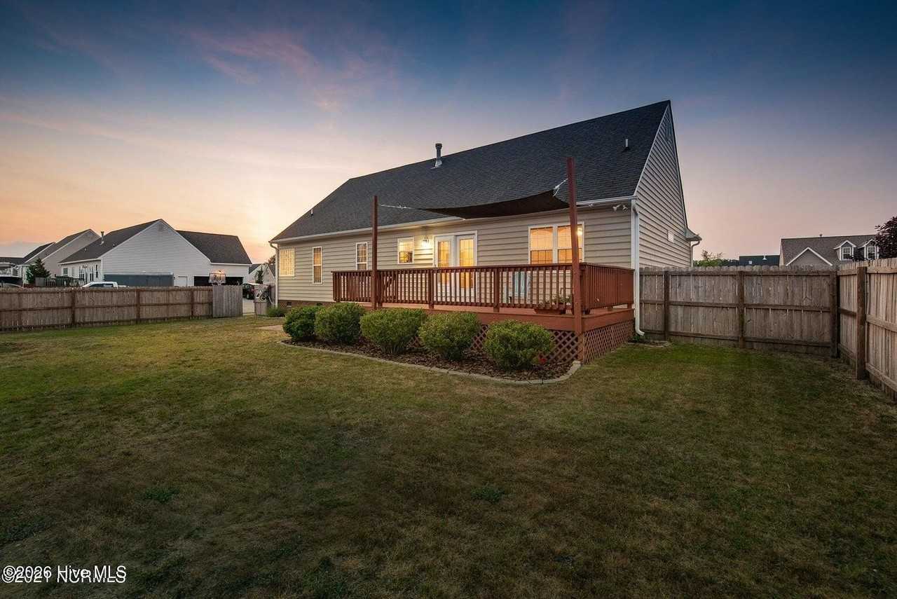 2105 Charity Ln - Photo 4 of 17