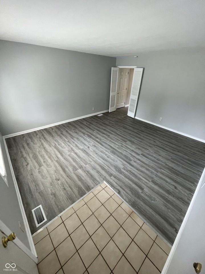 7848 Souter Dr - Photo 4 of 15