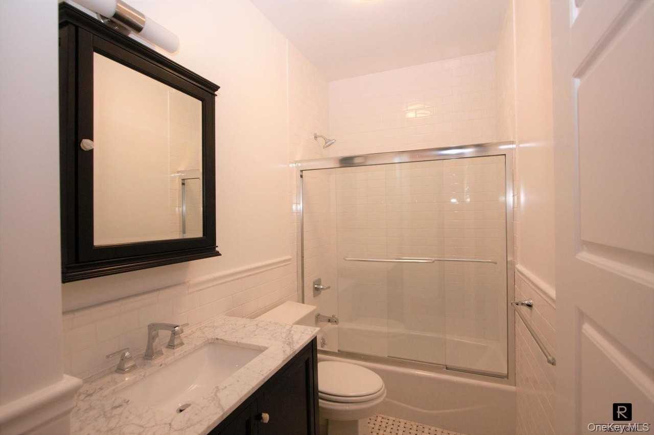 482 Bergen St #2 - Photo 4 of 14