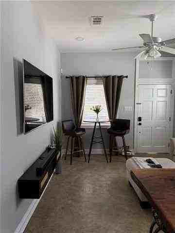 3109 Iberville St - Photo 4 of 31