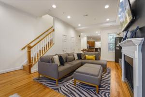 featured image of 229 8th St Ne