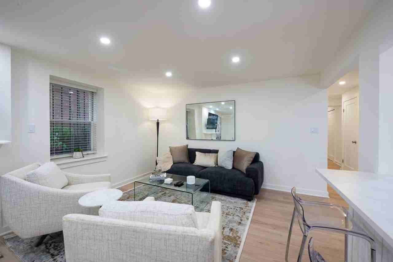 1334 Corcoran St Nw #1587679P - Photo 5 of 38