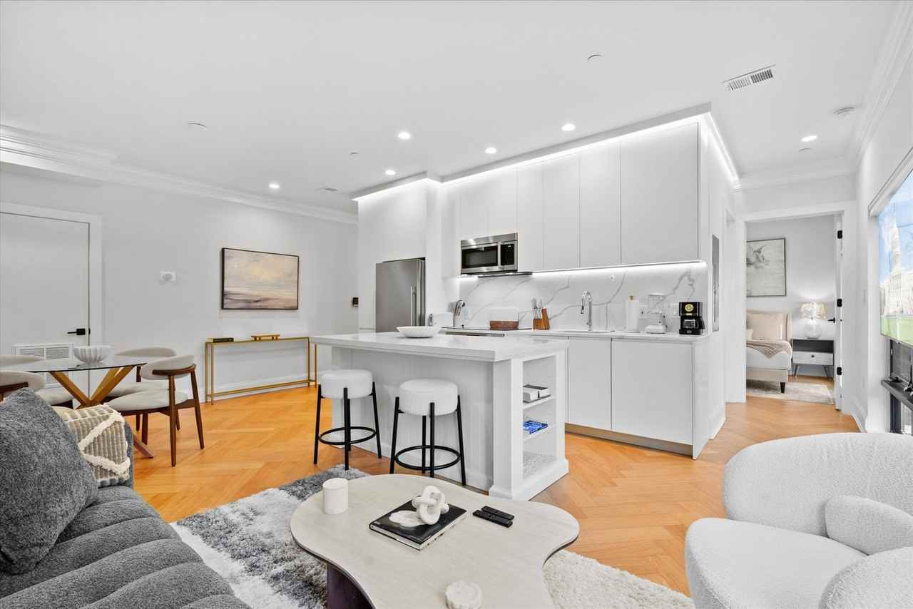 2634 39th St Nw #1587668P - Photo 3 of 15