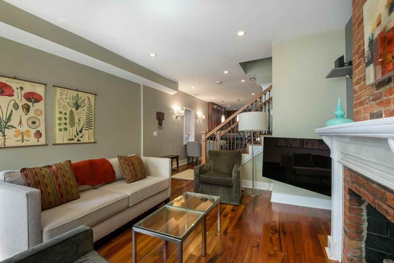 401 Constitution Ave Ne #1587658P - Photo 2 of 44