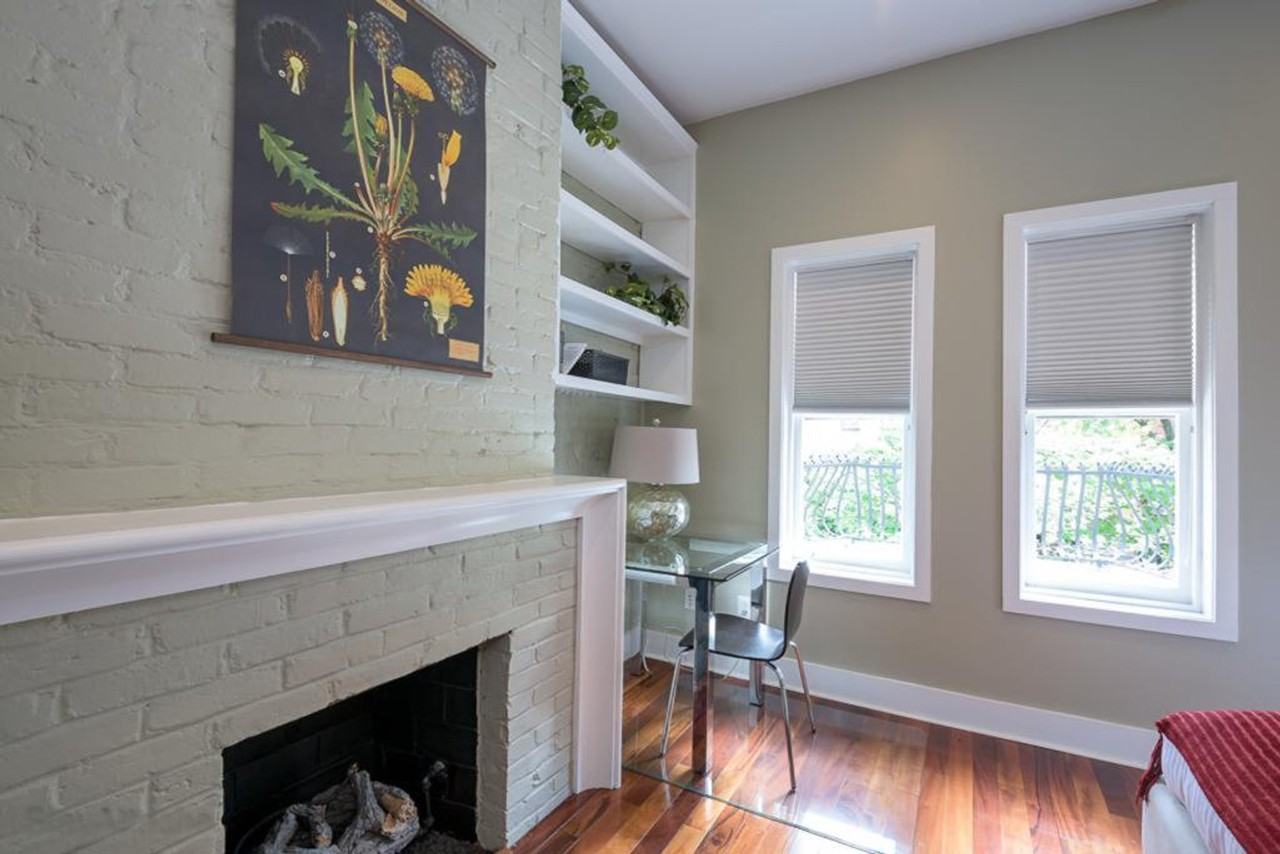 401 Constitution Ave Ne #1587658P - Photo 5 of 44