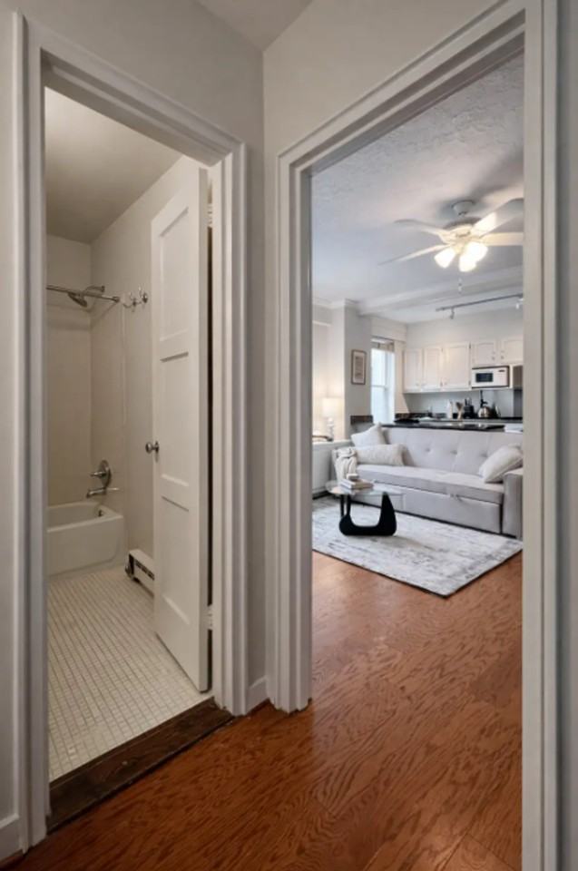2130 N St Nw #1587685P - Photo 4 of 16