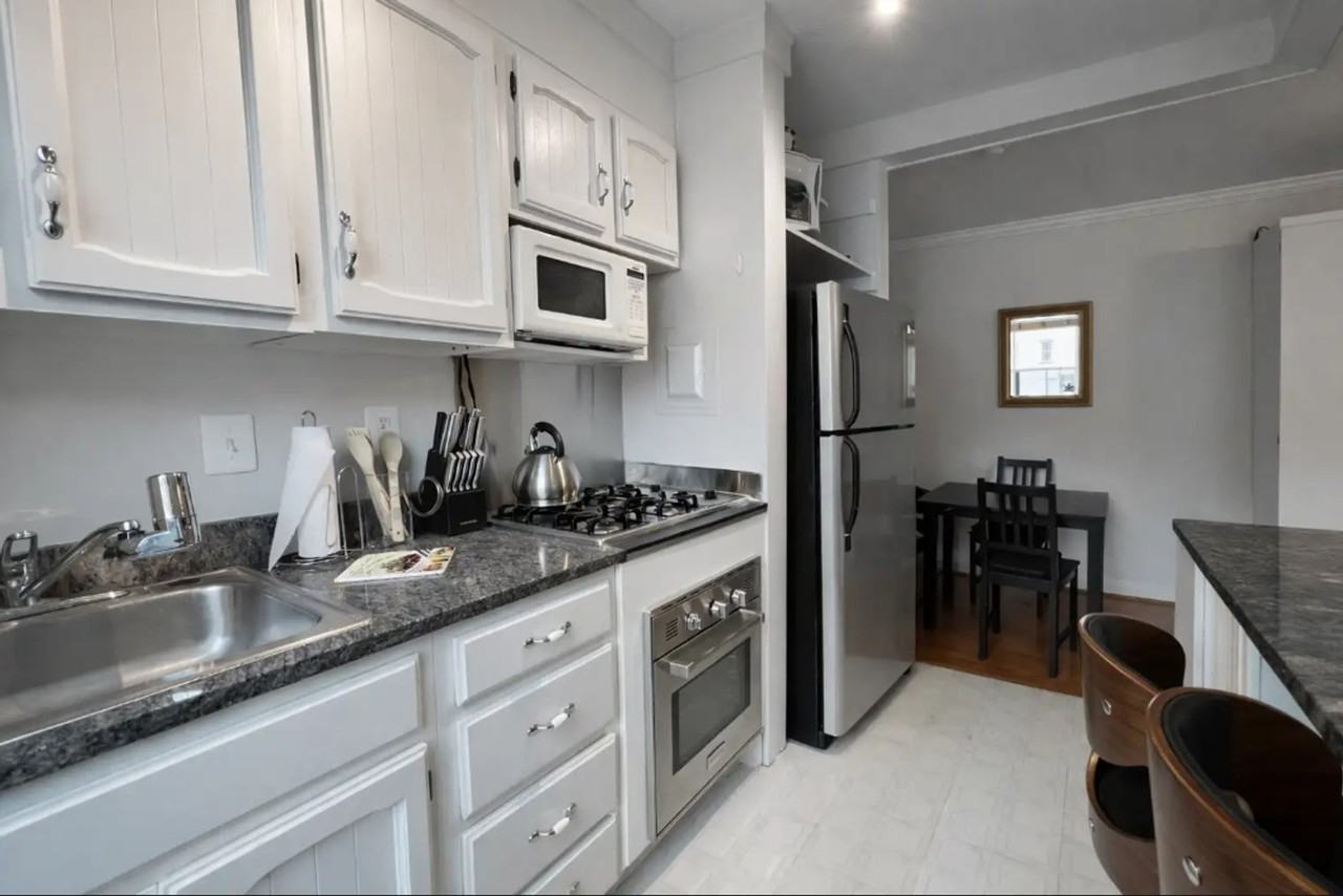 2130 N St Nw #1587685P - Photo 6 of 16