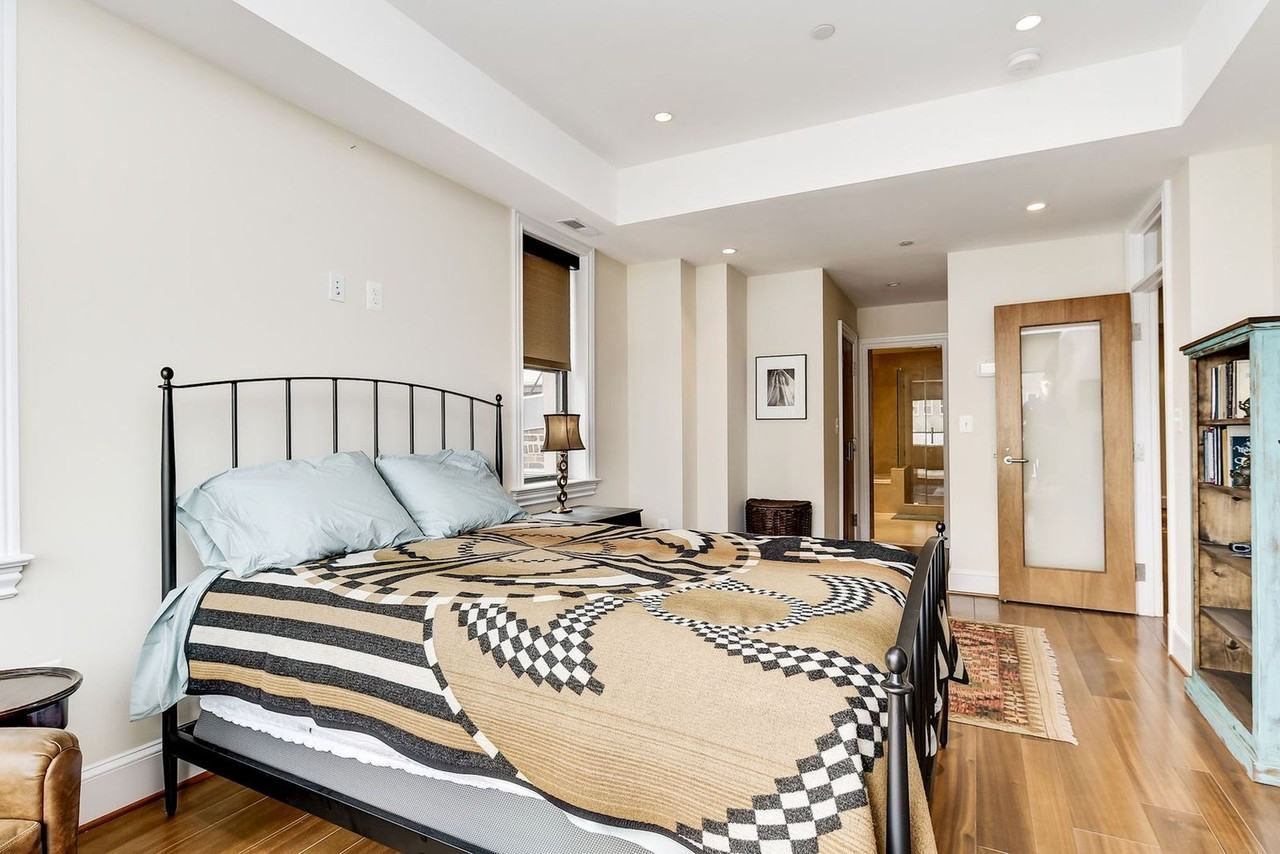 1737 Connecticut Ave Nw #1587667P - Photo 4 of 24