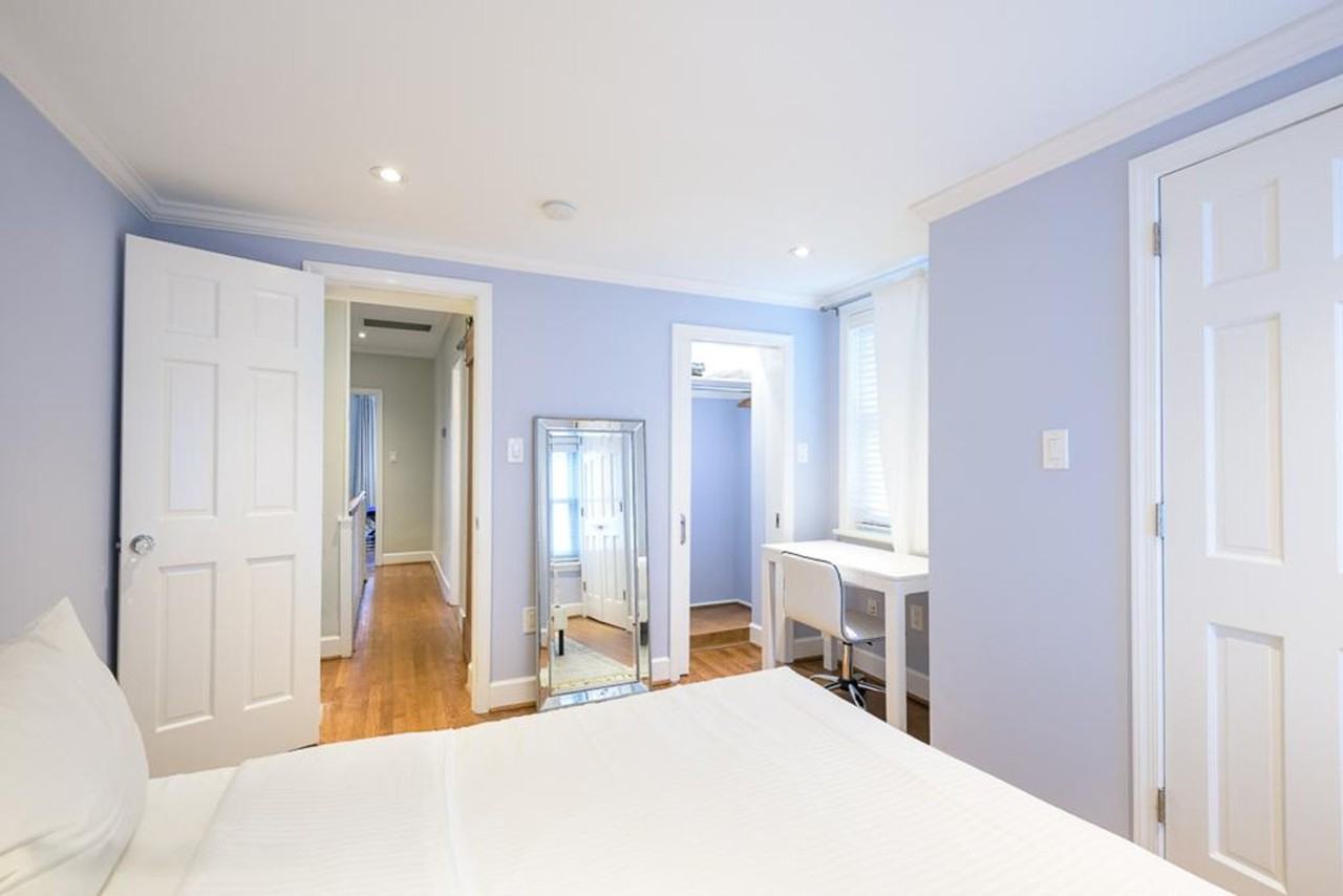 1421 Hopkins St Nw #1587665P - Photo 7 of 33