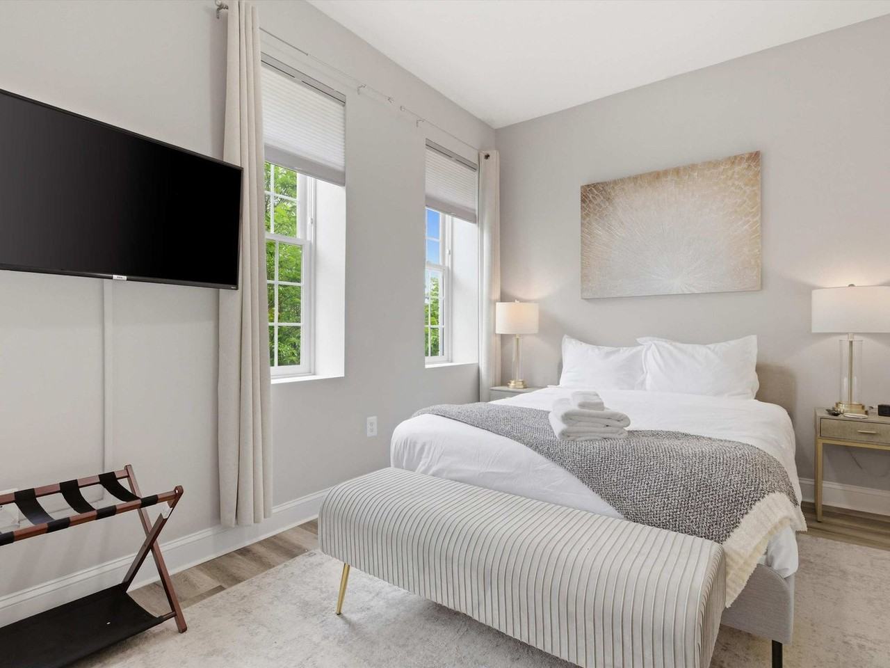 133 7th Street Southeast - Photo 5 of 16