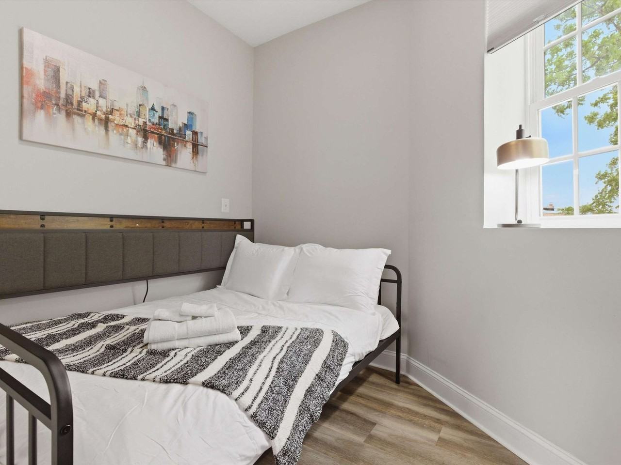 133 7th Street Southeast - Photo 7 of 16