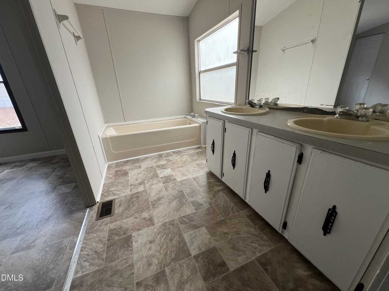 74 White Pine Mobile Home Park - Photo 6 of 8