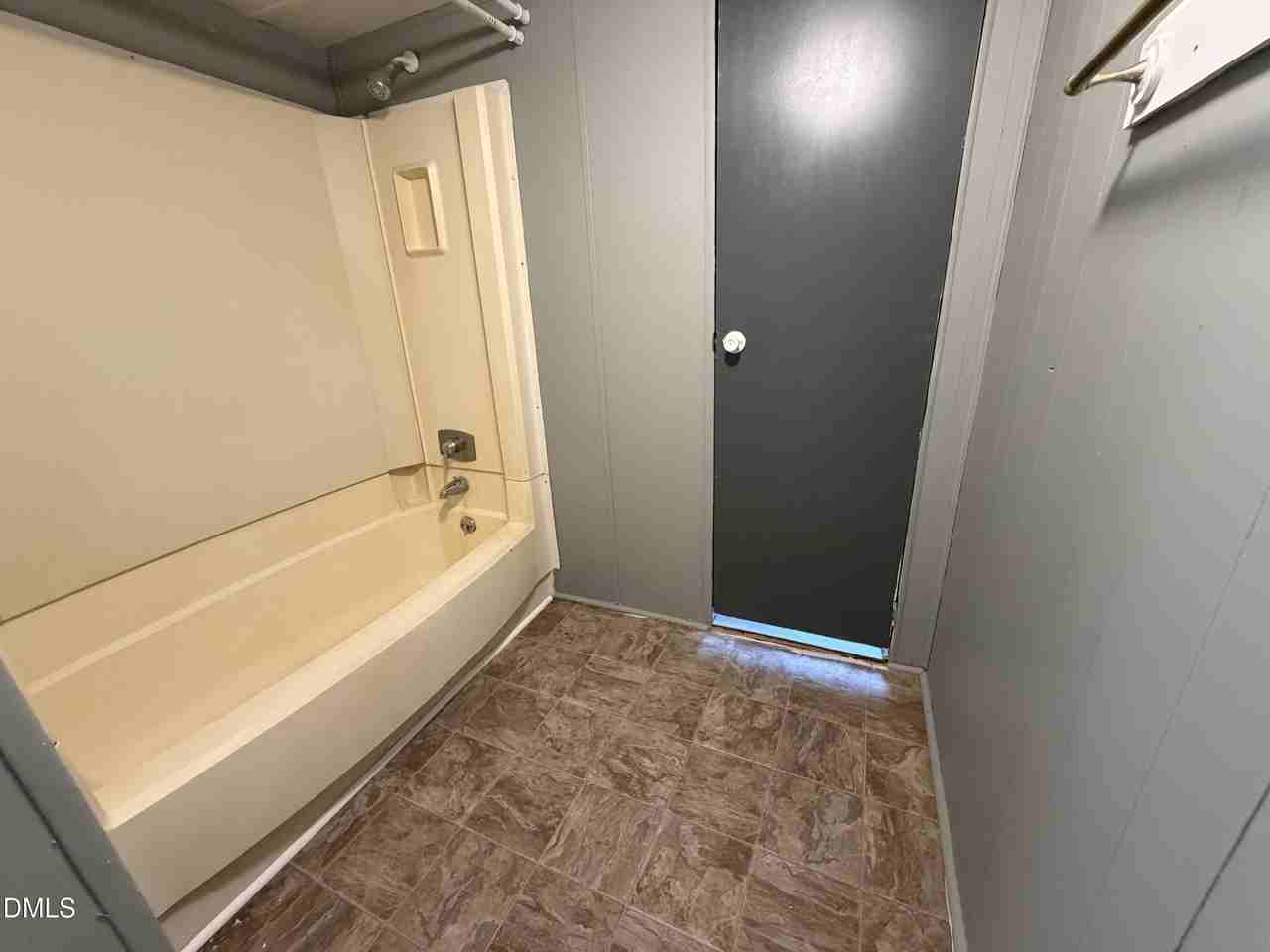 142 Pine Forest Loop - Photo 7 of 8
