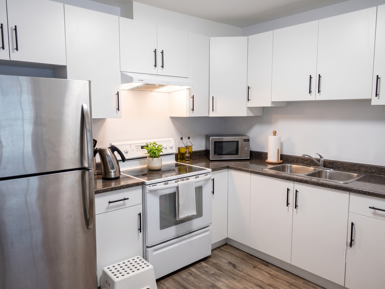 14114 113A Avenue - Photo 3 of 4