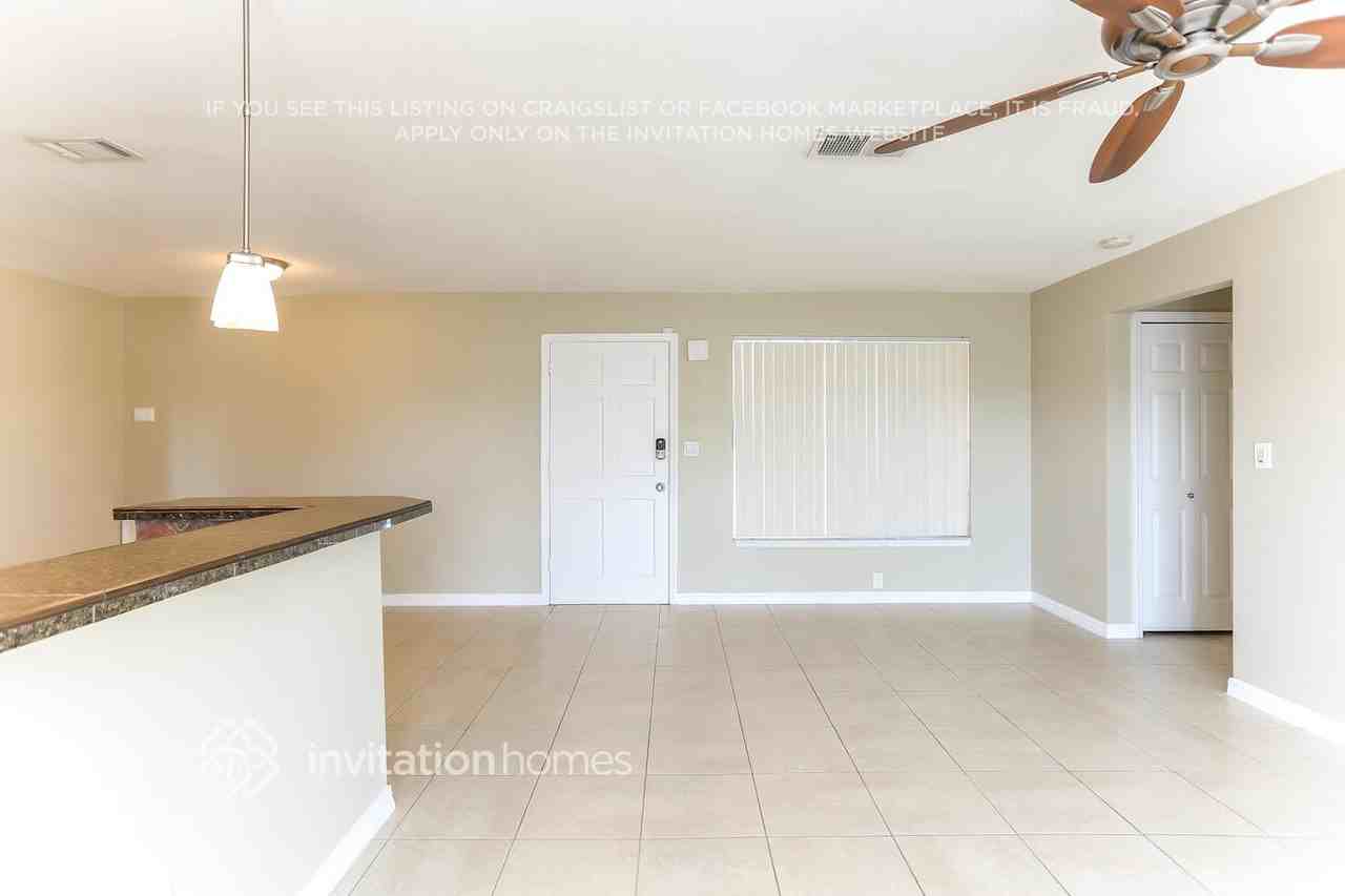8410 Nw 24th Pl - Photo 2 of 19