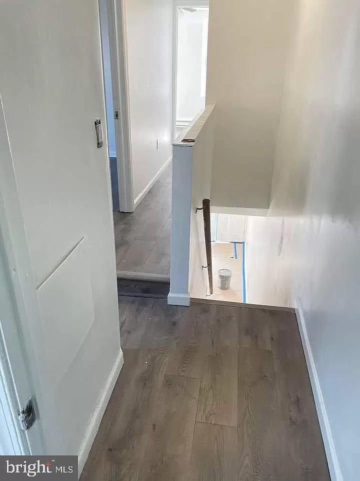 2410 N Chadwick St - Photo 3 of 11