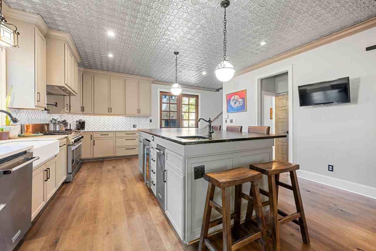1227 Niles Ave Nw - Photo 5 of 27