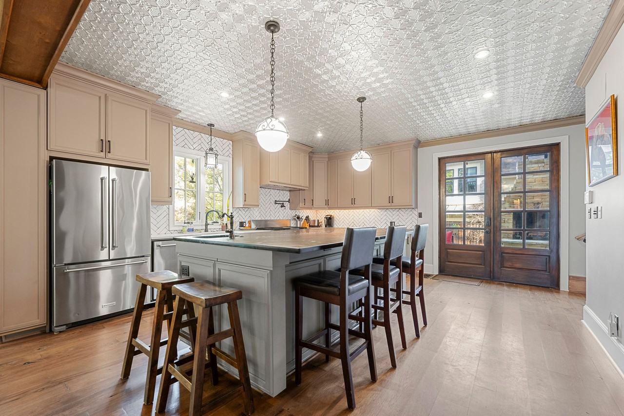 1227 Niles Ave Nw - Photo 7 of 27