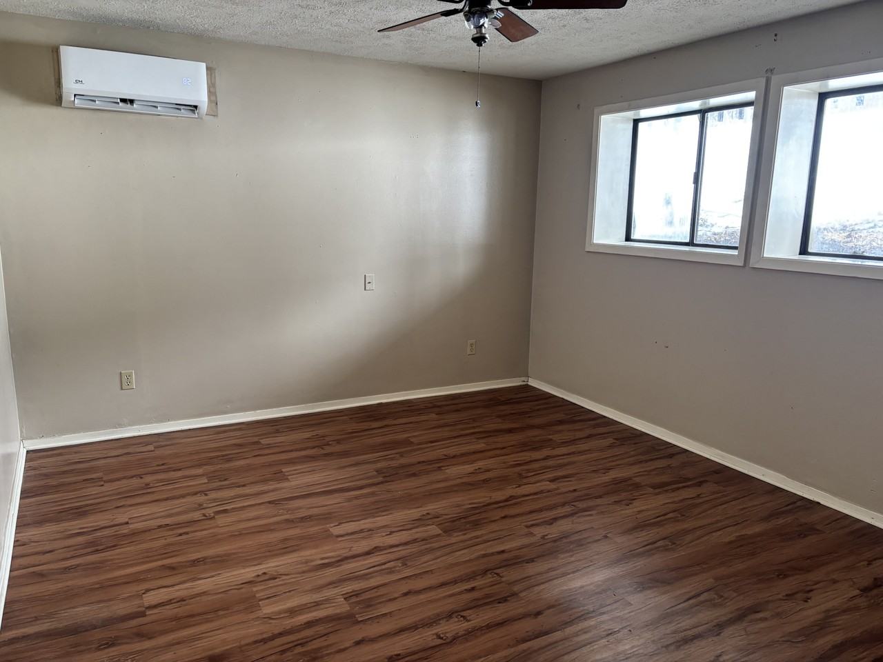 86 Hillside Dr #103 - Photo 3 of 7