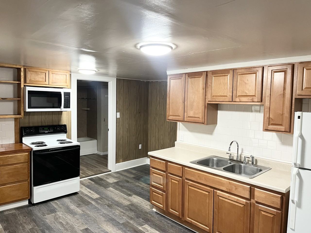 1008 Mccarty Ave #G - Photo 7 of 10