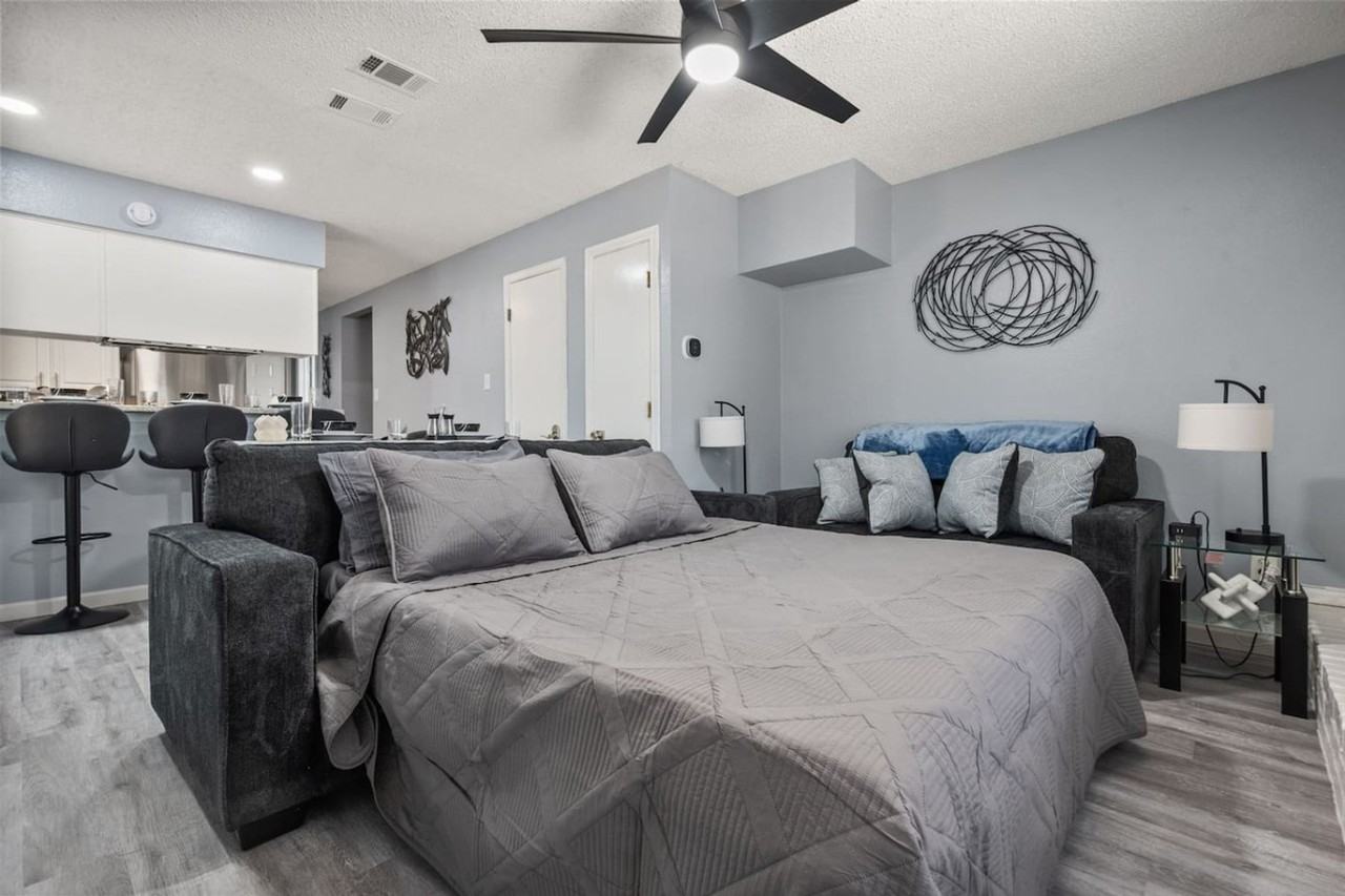 105 Maple St #1580250P - Photo 5 of 37