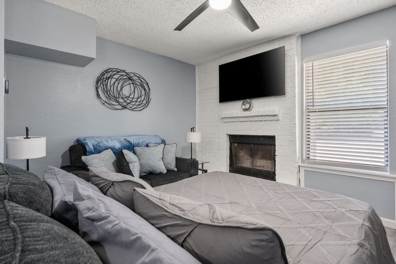 105 Maple St #1580250P - Photo 7 of 37