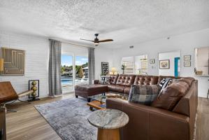 featured image of 625 Flamingo Dr