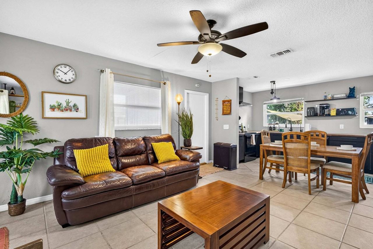6515 Yosemite Dr #1591016P - Photo 3 of 33
