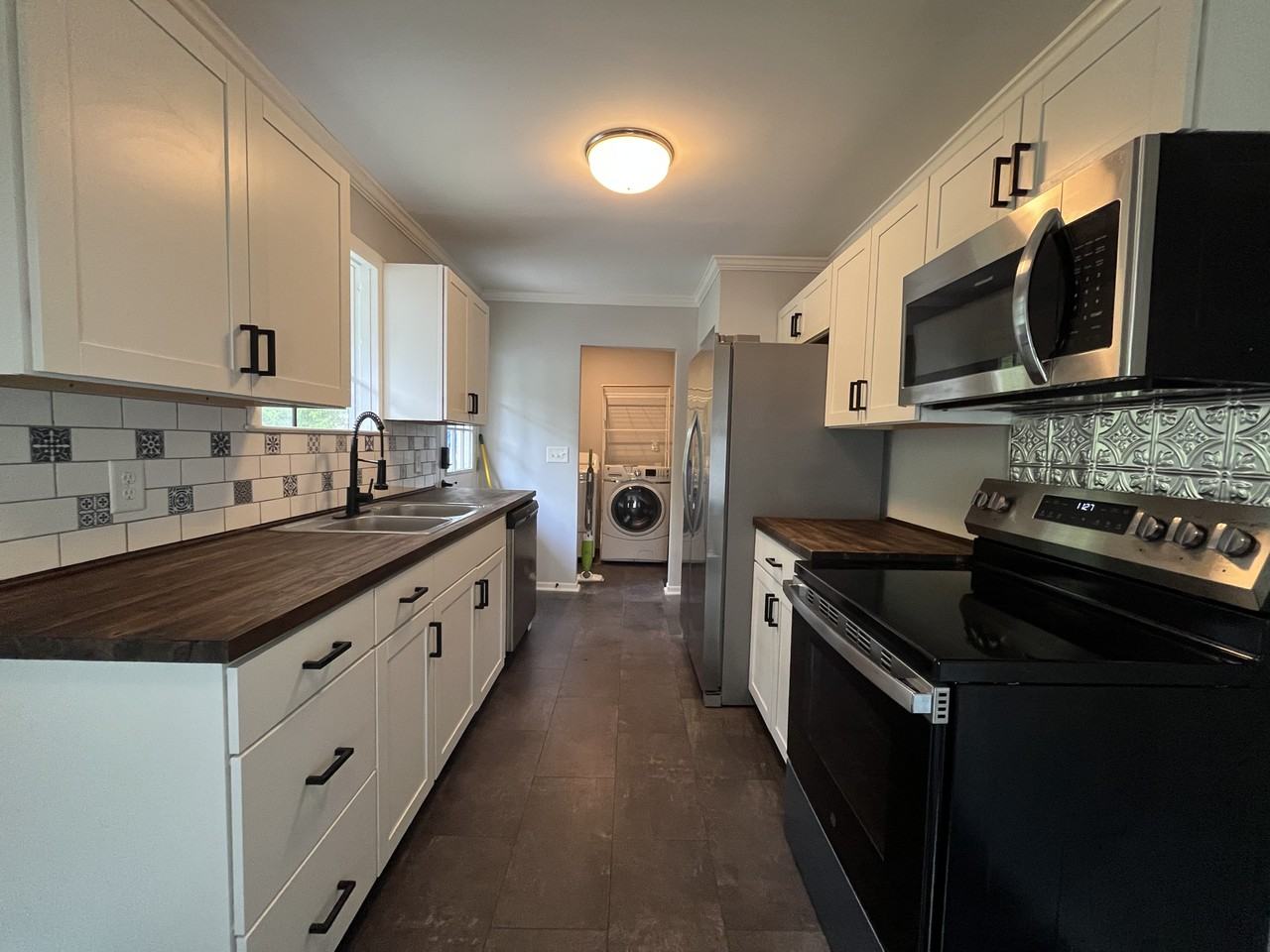 206 D Carlton St - Photo 5 of 12