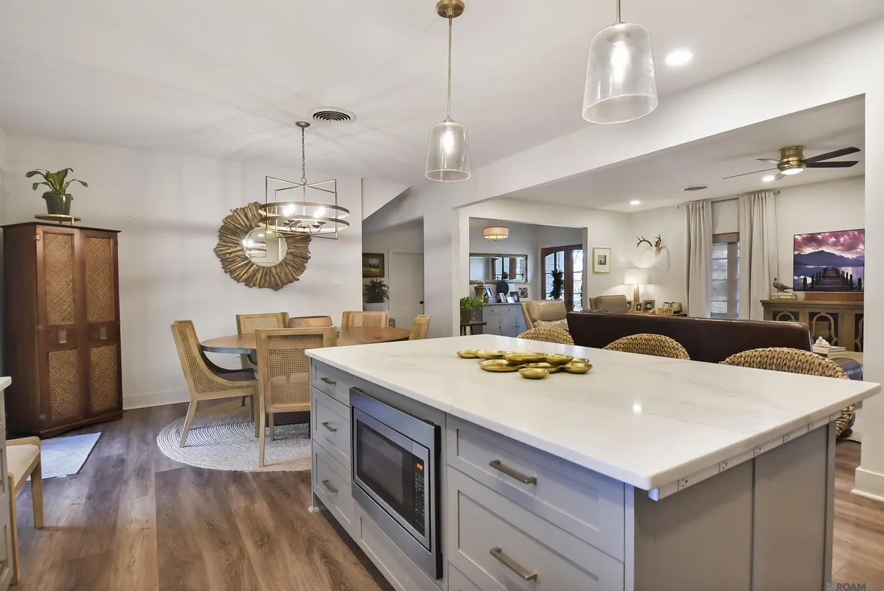 12030 Chester Dr - Photo 5 of 18