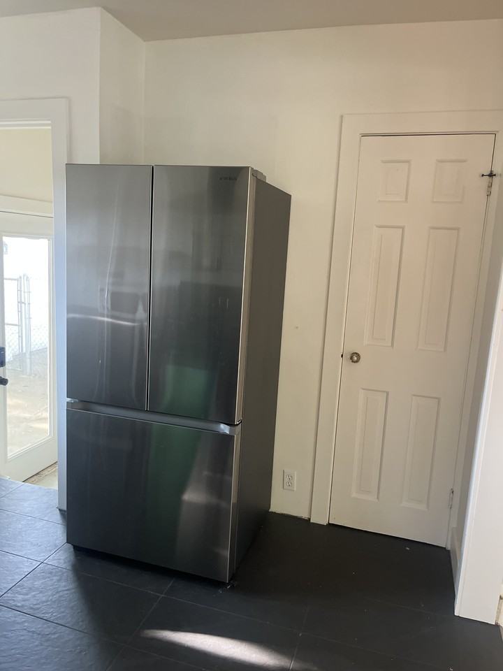 412 Sunset Blvd - Photo 6 of 19