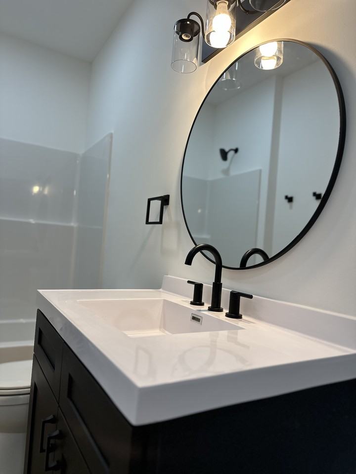 105 E Poplar St #10 - Photo 2 of 7