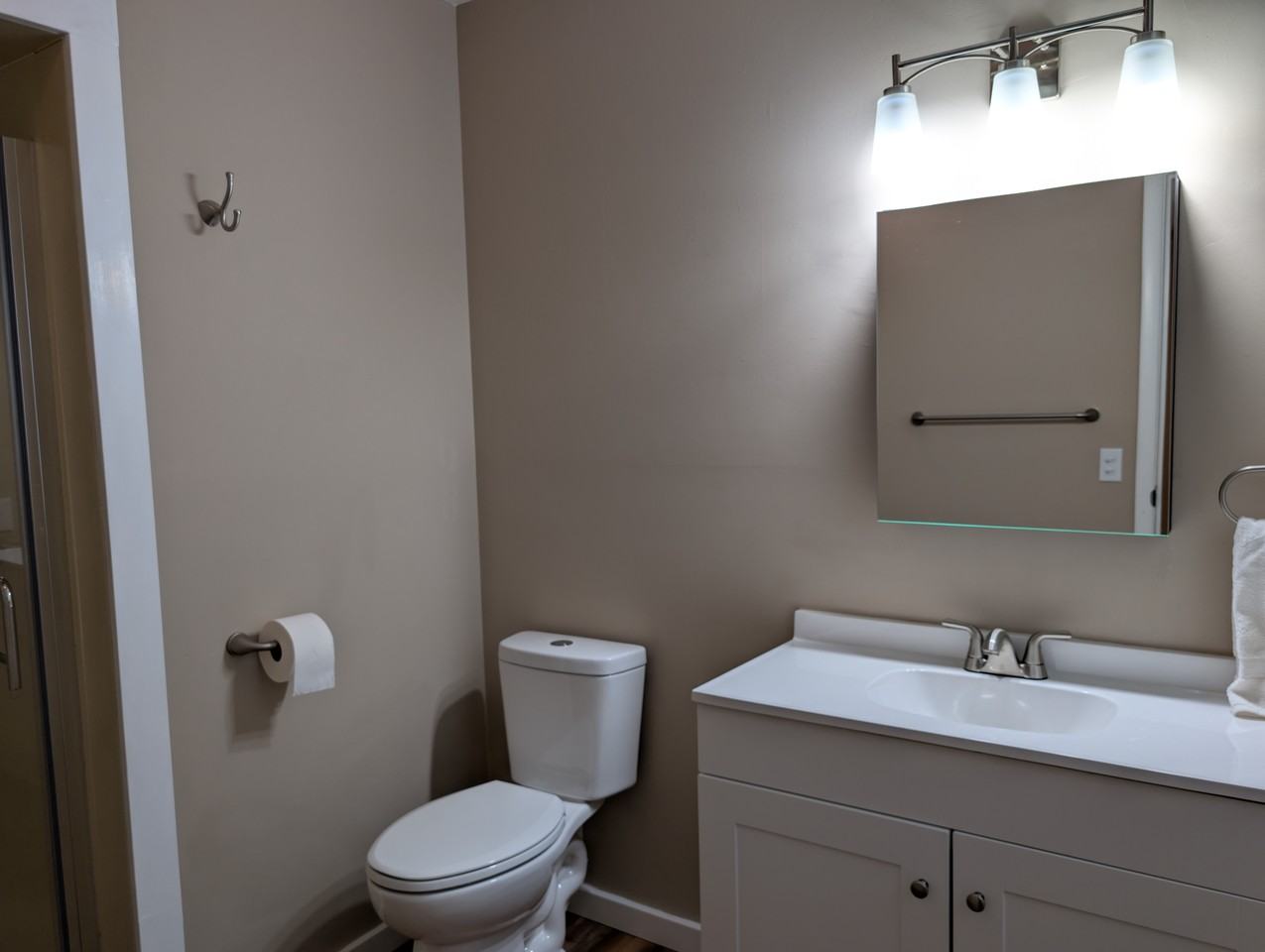 2141 E Page St - Photo 3 of 11