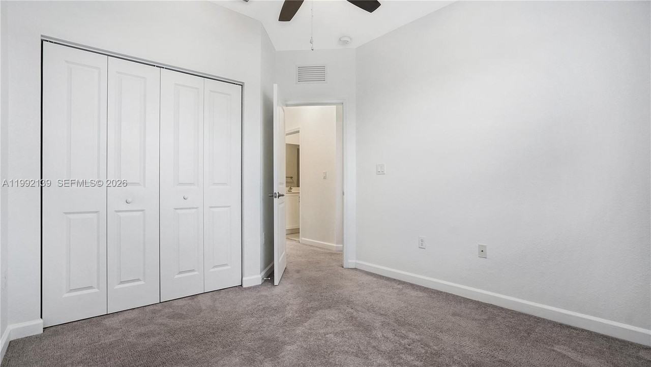2676 Se 12th Pl - Photo 6 of 44