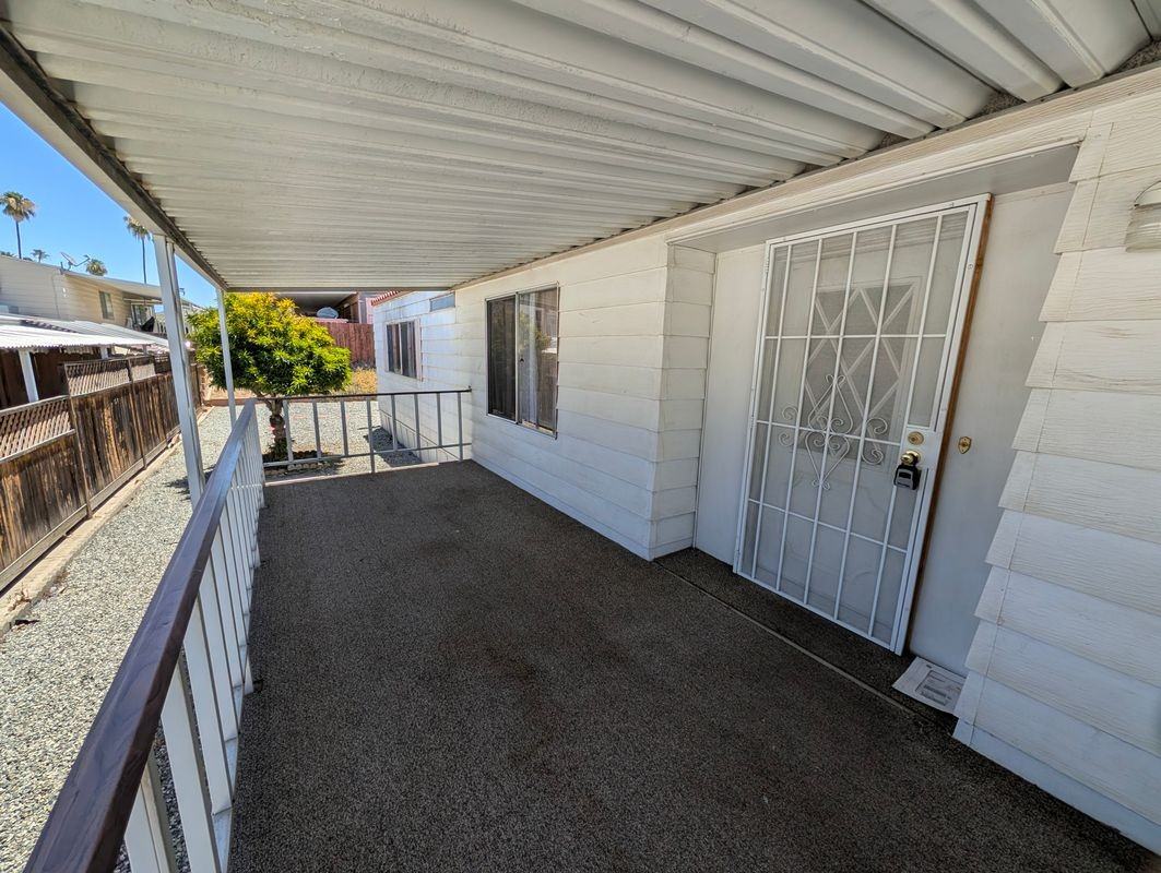 26108 Fountain Palm Dr - Photo 2 of 14