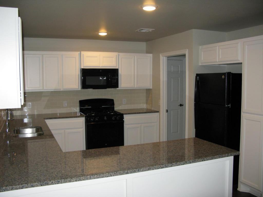 11637 Royal Coach Dr - Photo 3 of 6