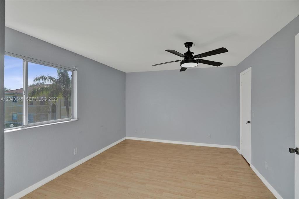 12760 Vista Isles Dr - Photo 6 of 10