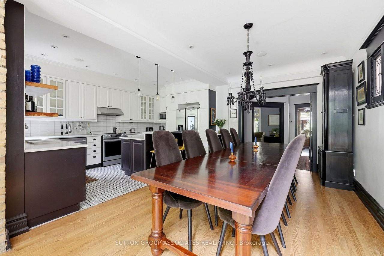 33 Albany Avenue - Photo 4 of 35