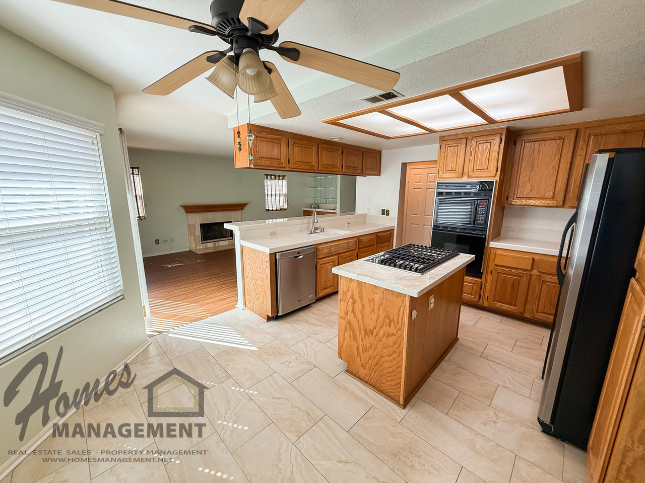 593 Silver Shadow Dr - Photo 7 of 28