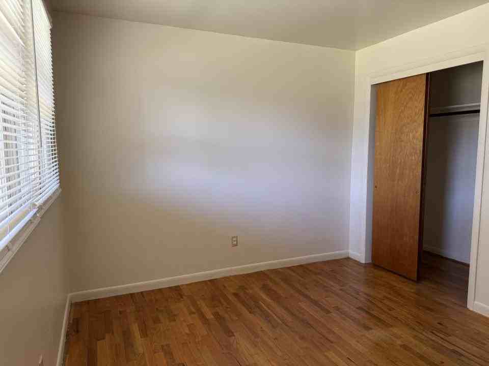 1712 15th St W - Photo 6 of 7