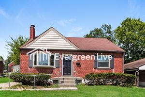 featured image of 2430 Chopin Dr