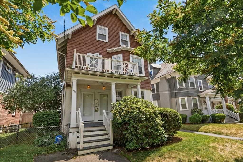 157 Irving Ave - Photo 2 of 26